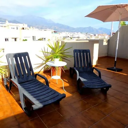 Atico Fresco Y Luminoso Con Aparcamiento Privado Appartement Nerja