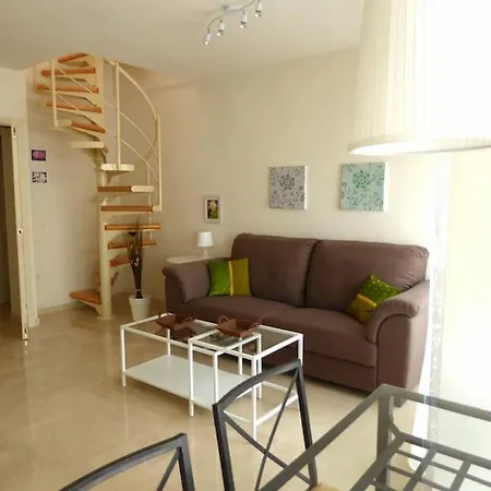 Apartment Atico Fresco Y Luminoso Con Aparcamiento Privado