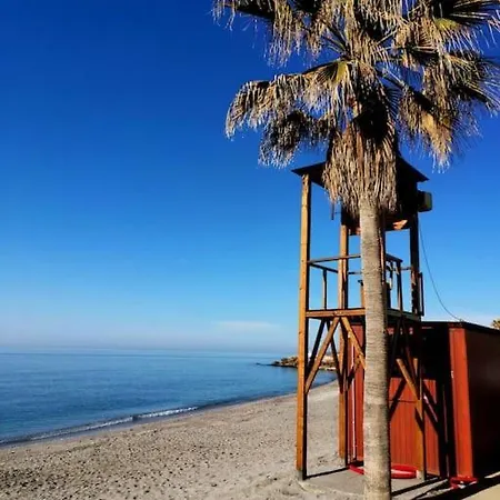 Atico Fresco Y Luminoso Con Aparcamiento Privado *