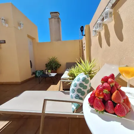 Atico Fresco Y Luminoso Con Aparcamiento Privado * Nerja