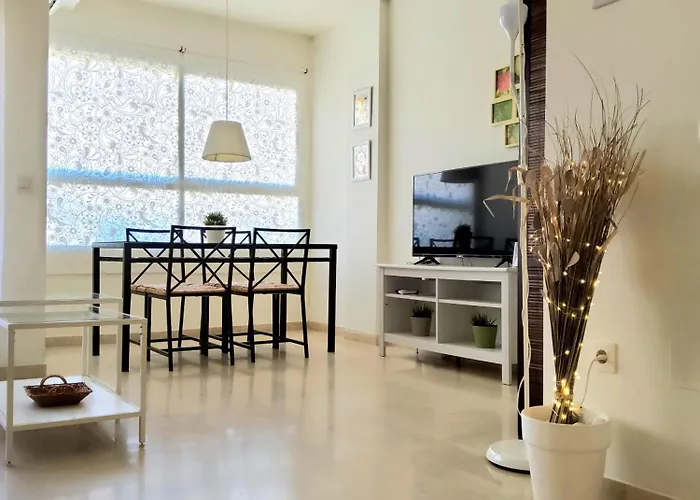 Atico Fresco Y Luminoso Con Aparcamiento Privado *