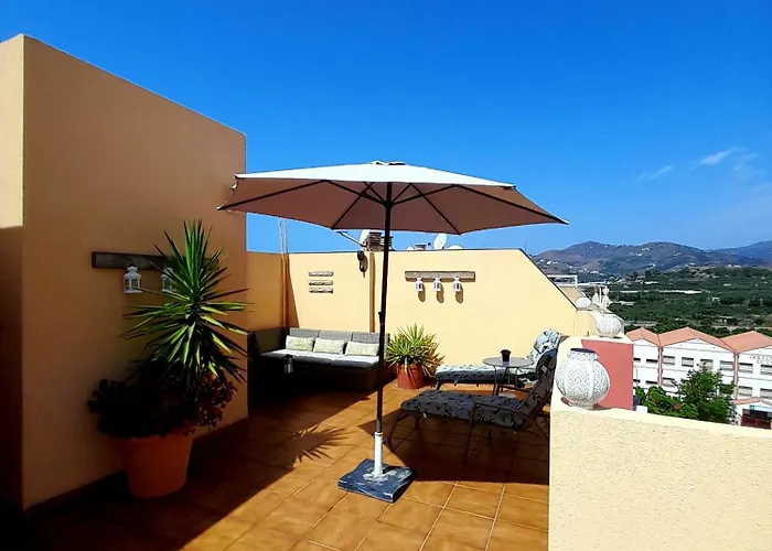 Atico Fresco Y Luminoso Con Aparcamiento Privado Apartment Nerja