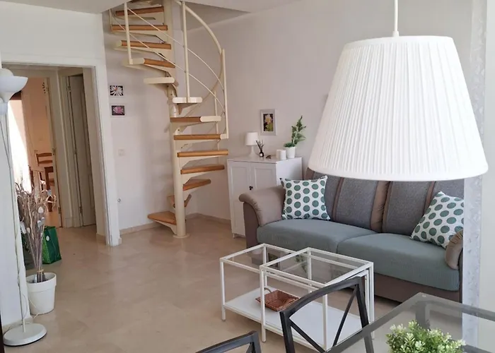 Atico Fresco Y Luminoso Con Aparcamiento Privado Apartment Nerja