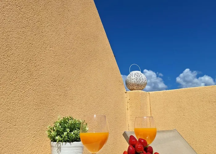 Atico Fresco Y Luminoso Con Aparcamiento Privado