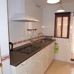 Atico Fresco Y Luminoso Con Aparcamiento Privado