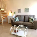 Atico Fresco Y Luminoso Con Aparcamiento Privado Нерха