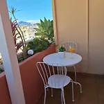 Atico Fresco Y Luminoso Con Aparcamiento Privado Нерха