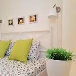 Atico Fresco Y Luminoso Con Aparcamiento Privado Apartment *