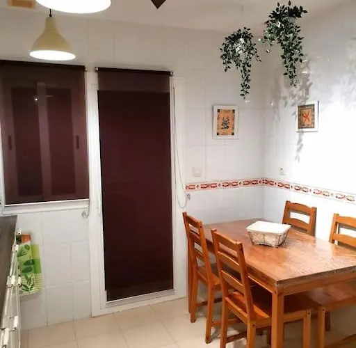 Atico Fresco Y Luminoso Con Aparcamiento Privado Apartmán