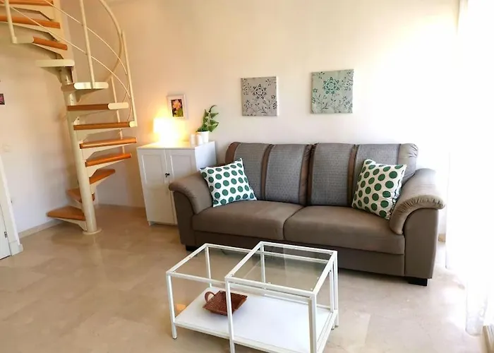 Atico Fresco Y Luminoso Con Aparcamiento Privado Nerja